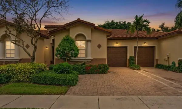 15074 Via Porta, Delray Beach, FL 33446