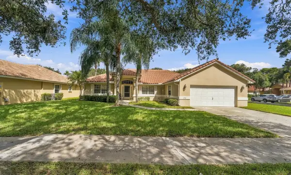 3705 Beachwood Drive, Delray Beach, FL 33445