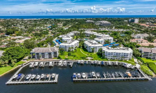 441 Bay Colony Drive N, Juno Beach, FL 33408