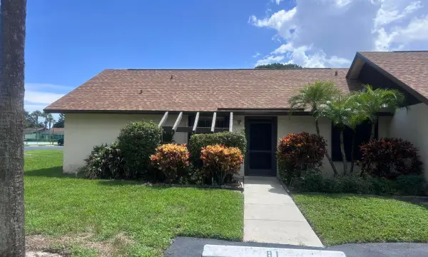 81 Via De Casas Norte, Boynton Beach, FL 33426