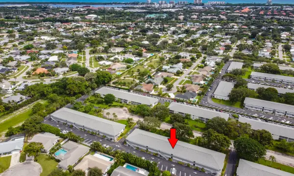 8 Garden Street 205r, Tequesta, FL 33469