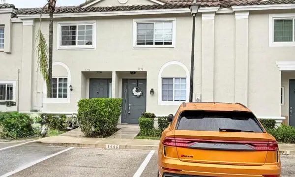 5738 NW 48th Avenue, Coconut Creek, FL 33073