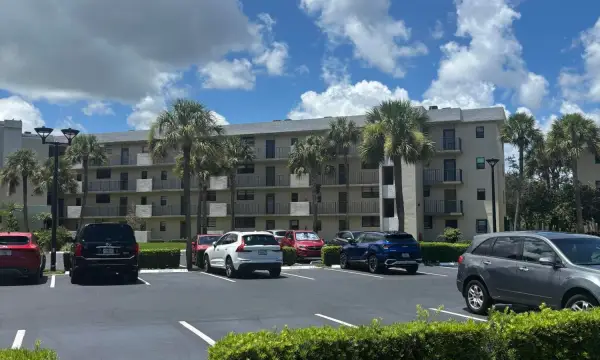 2440 Deer Creek Country Club Boulevard 202-c, Deerfield Beach, FL 33442