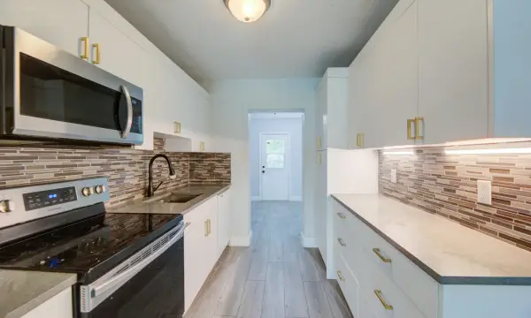 2633 NE 16th Avenue, Pompano Beach, FL 33064