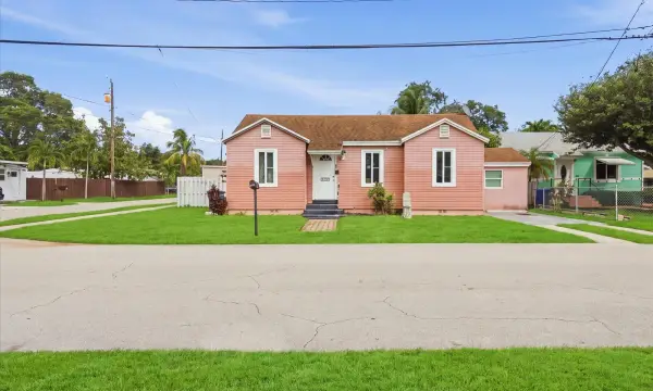 1023 N 25th Avenue, Hollywood, FL 33020