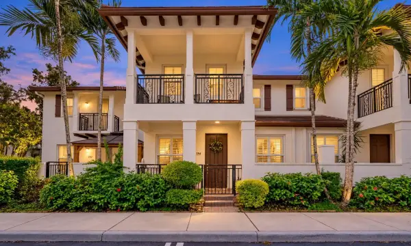 4784 Acadian Trail, Coconut Creek, FL 33073