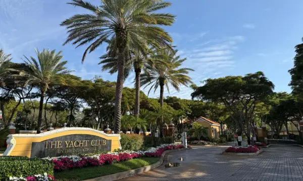 123 Yacht Club Way 111, Hypoluxo, FL 33462