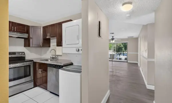 7830 NW 33rd Street 108, Davie, FL 33024