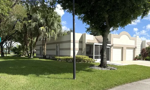 18870 Stewart Circle 4, Boca Raton, FL 33496
