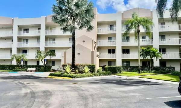 7713 Trent Drive 107, Tamarac, FL 33321