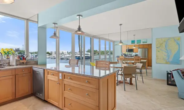 3037 Harbor Drive 18, Fort Lauderdale, FL 33316