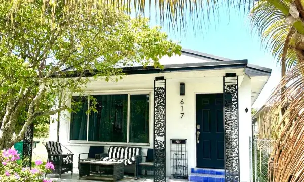 617 N D Street, Lake Worth Beach, FL 33460