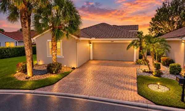 7248 Mistral Court, Boynton Beach, FL 33437