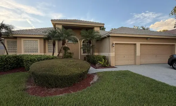 8859 Georgetown Lane, Boynton Beach, FL 33472