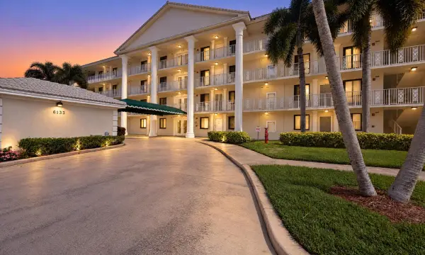 6133 Balboa 405, Boca Raton, FL 33433
