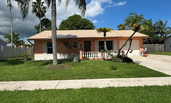 4553 Vespasian Court, Lake Worth, FL 33463
