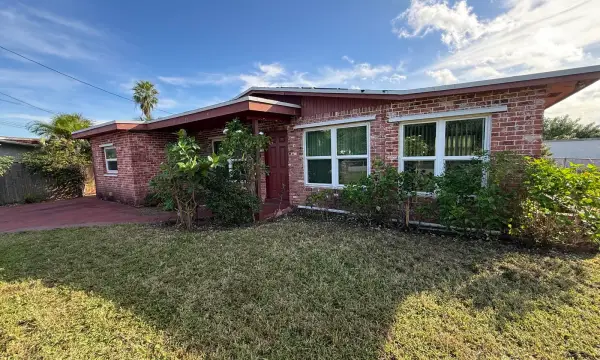 890 NW 33rd Avenue, Lauderhill, FL 33311