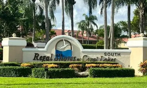 5952 Regal Glen Drive 203, Boynton Beach, FL 33437