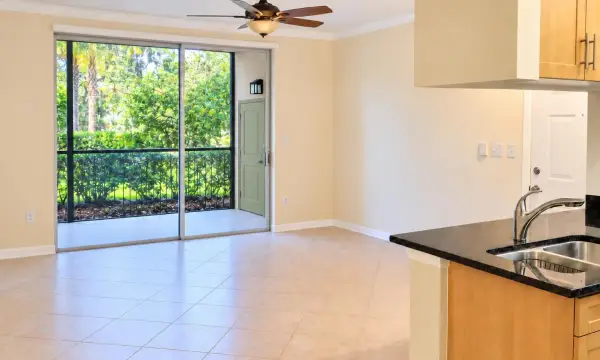 6386 Emerald Dunes Drive 106, West Palm Beach, FL 33411