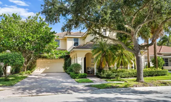 182 Via Veracruz, Jupiter, FL 33458