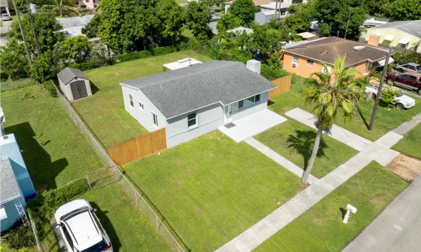 2349 Par Road, West Palm Beach, FL 33409