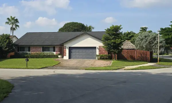 1630 NW 118th Terrace, Pembroke Pines, FL 33026