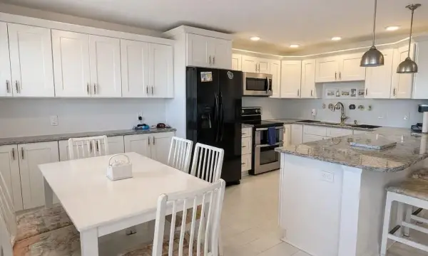 4057 Wolverton C, Boca Raton, FL 33434