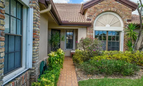 7235 Sweetbay Court, Boynton Beach, FL 33472