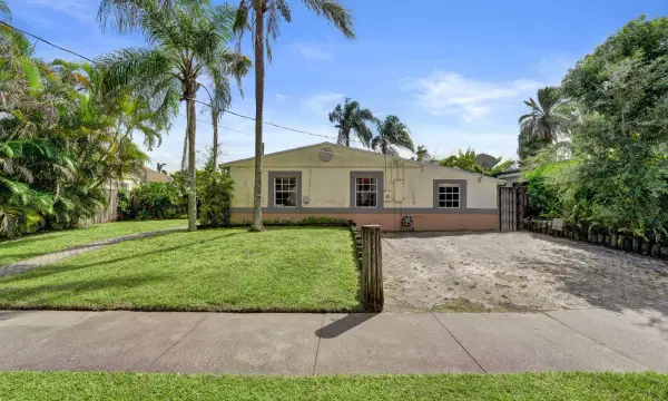 2714 Scott Street, Hollywood, FL 33020