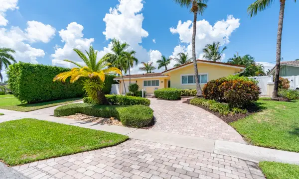 1271 SW 9th Street, Boca Raton, FL 33486