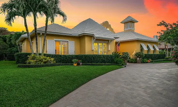 10329 Prestwick Road, Boynton Beach, FL 33436