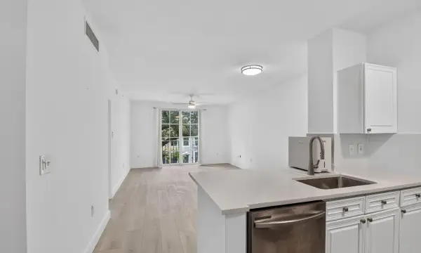 630 S Sapodilla Avenue 223, West Palm Beach, FL 33401