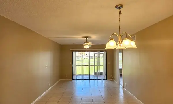 2600 Greenwood Terrace 102, Boca Raton, FL 33431