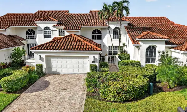 5689 NW 24th Terrace, Boca Raton, FL 33496