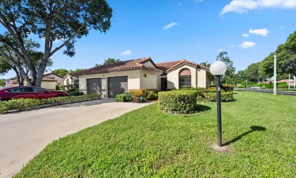 10051 Andrea Lane B, Boynton Beach, FL 33437