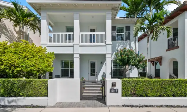 5017 Grandiflora Road, Palm Beach Gardens, FL 33418