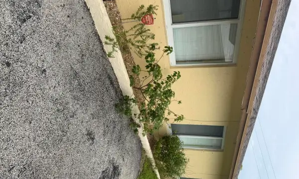 2648 NE 3rd Street NE, Boynton Beach, FL 33435