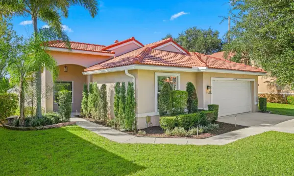 6324 Barton Creek Circle, Lake Worth, FL 33463