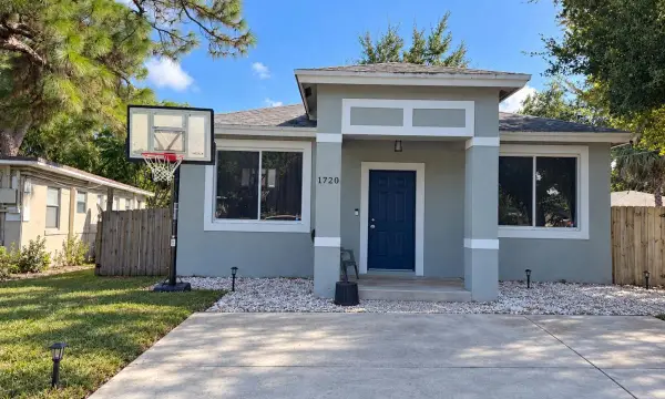 1720 NW 8th Place, Fort Lauderdale, FL 33311