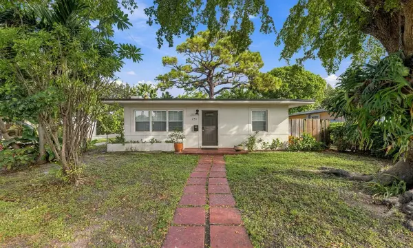 251 SW 22nd Street, Fort Lauderdale, FL 33315