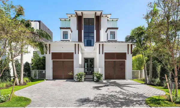 807 NE 9th Avenue, Delray Beach, FL 33483