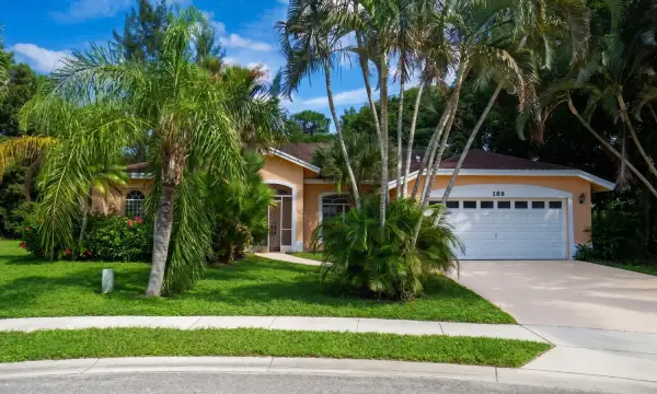 188 Gulfstream Circle, Royal Palm Beach, FL 33411