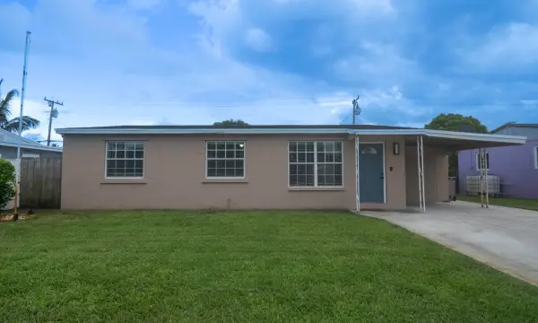 2032 Worthington Road, West Palm Beach, FL 33409
