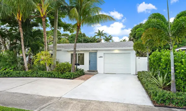 5521 Parker Avenue, West Palm Beach, FL 33405