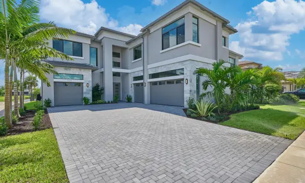 13522 Nesting Pines Way, Palm Beach Gardens, FL 33412
