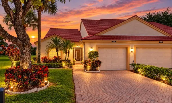 7700 Coral Lake Drive, Delray Beach, FL 33446