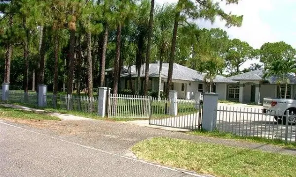 16081 Key Lime Boulevard, The Acreage, FL 33470