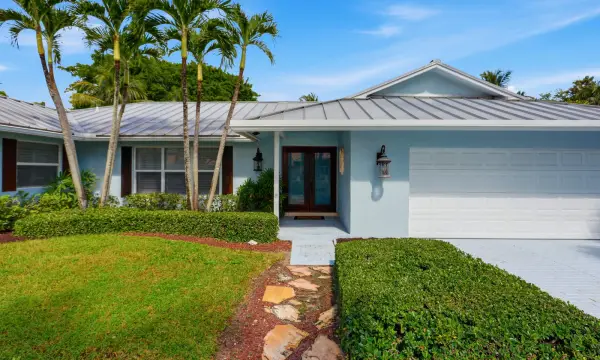 2919 Banyan Blvd Circle NW, Boca Raton, FL 33431