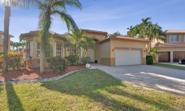 16748 NW 15th Street, Pembroke Pines, FL 33028