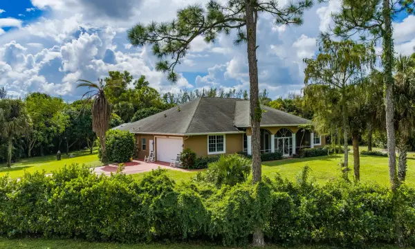 16970 W Burns Drive W, The Acreage, FL 33470